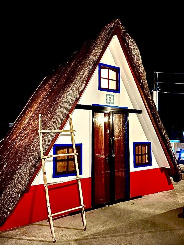 Triangle Huts Hotell Pagudpud Eksteriør bilde
