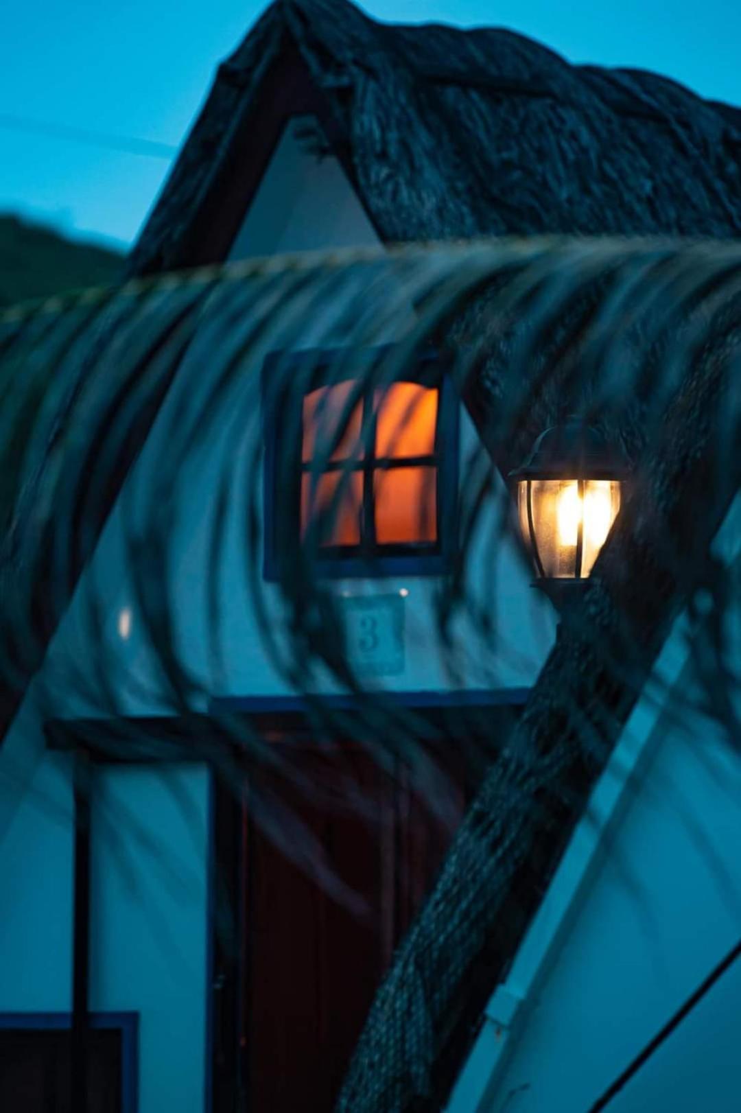 Triangle Huts Hotell Pagudpud Eksteriør bilde